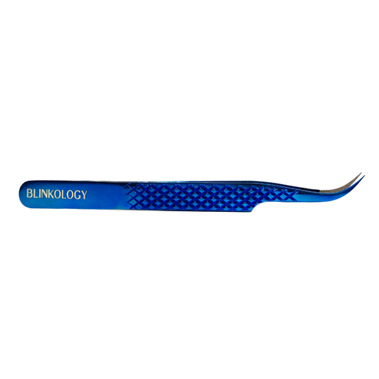 The Best Lash Tweezers for Volume Eyelash Extensions / What To Consider When Purchasing Lash Tweezers
